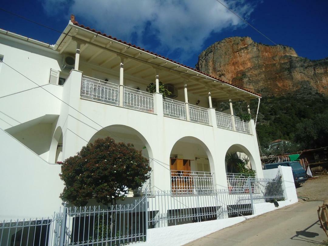 Leonidio Climb2Red Home Extérieur photo